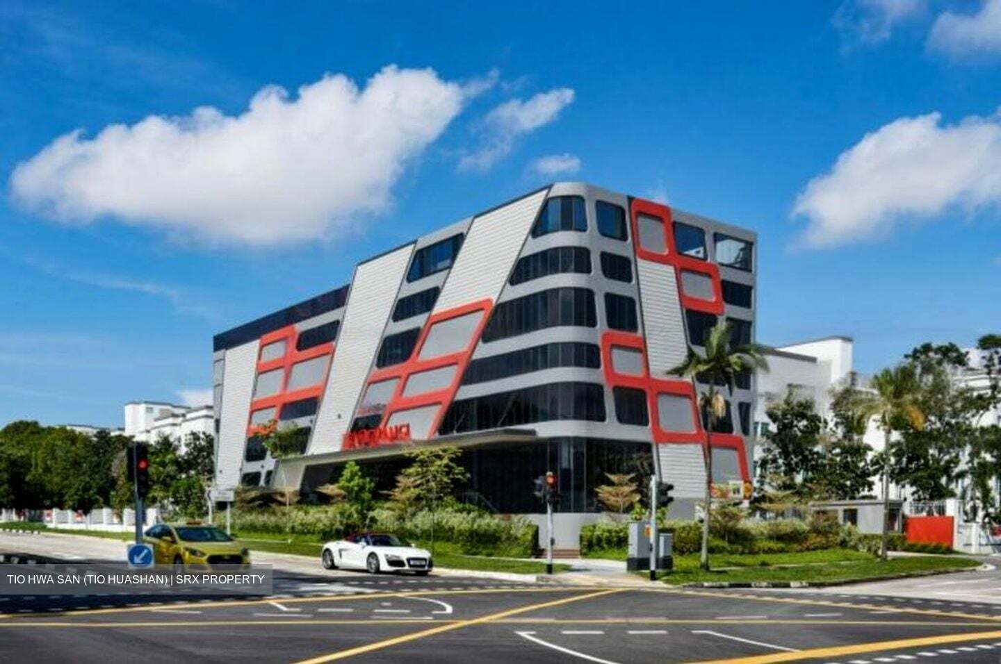 New Upper Changi Road (D16), Retail #633350771